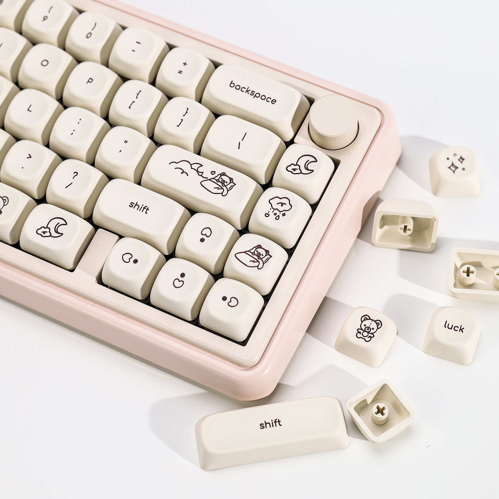 KBDiy Cute Bear Tales Keycaps  - Retro Gaming Style のレビューと価格