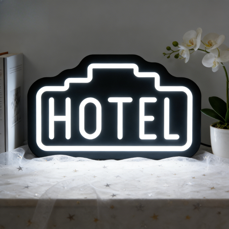 Cloud Shape HOTEL LED Neon Sig - Retro Gaming Cafe のレビューと価格