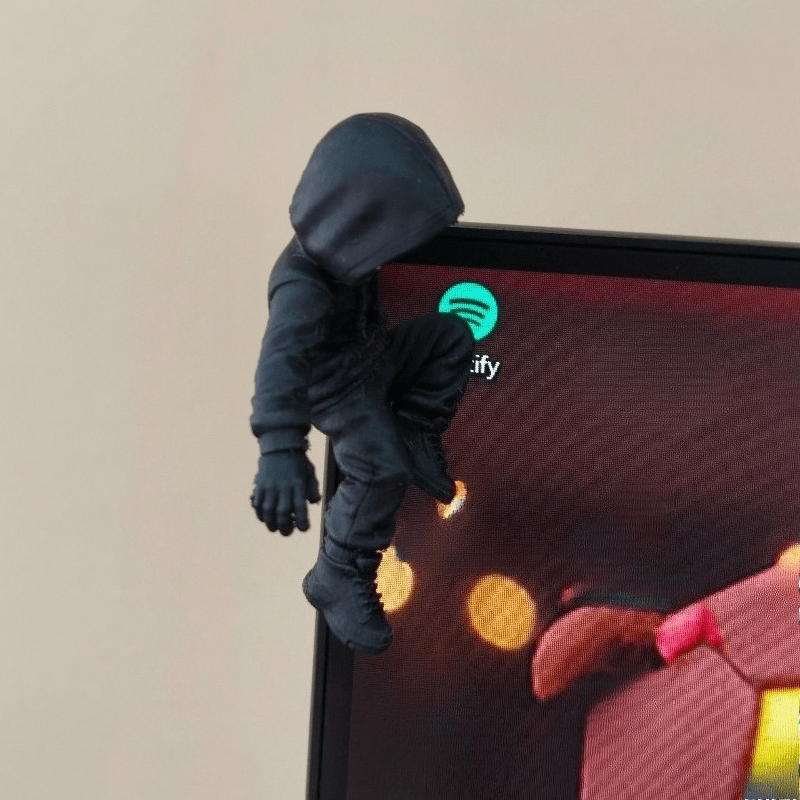 Climb Hoodie Alien Mini Statue - Retro Gaming Desk のレビューと価格